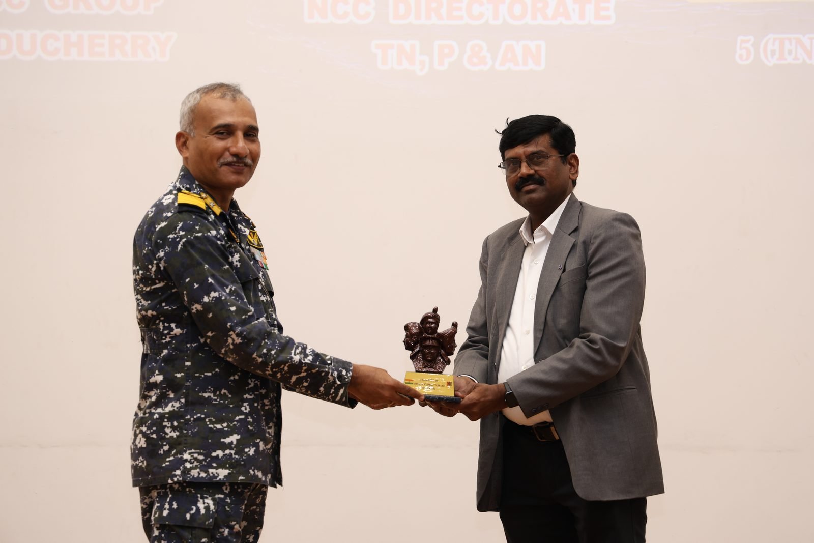 Memento presented to a dignitary at the closing ceremony