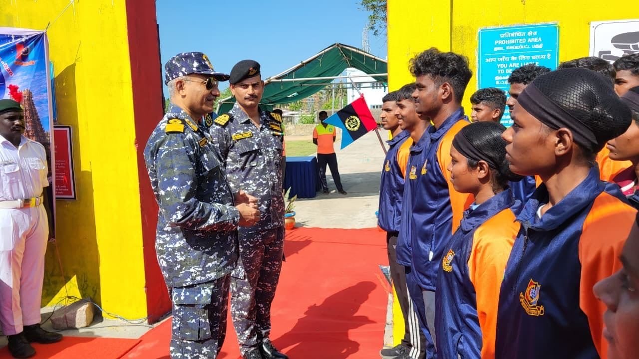 Commodore Nambiath Sudeep meeting NCC cadets at Rameshwaram